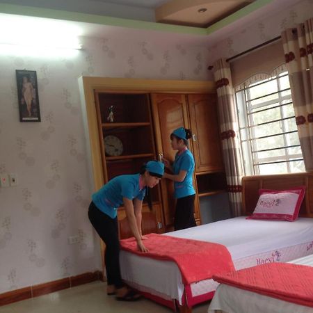 Thao Nguyen Hotel Ха Жианг Екстериор снимка