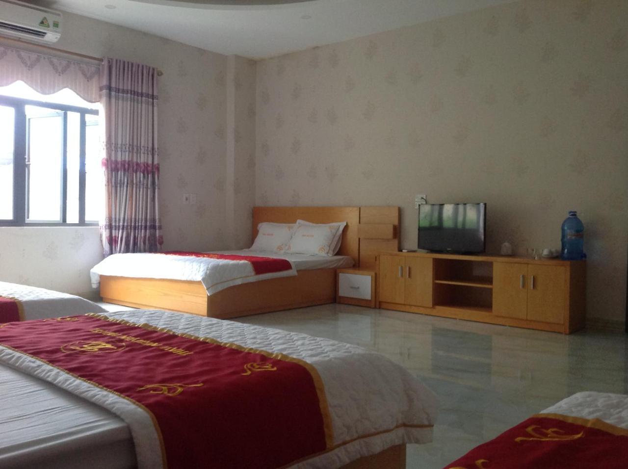 Thao Nguyen Hotel Ха Жианг Екстериор снимка